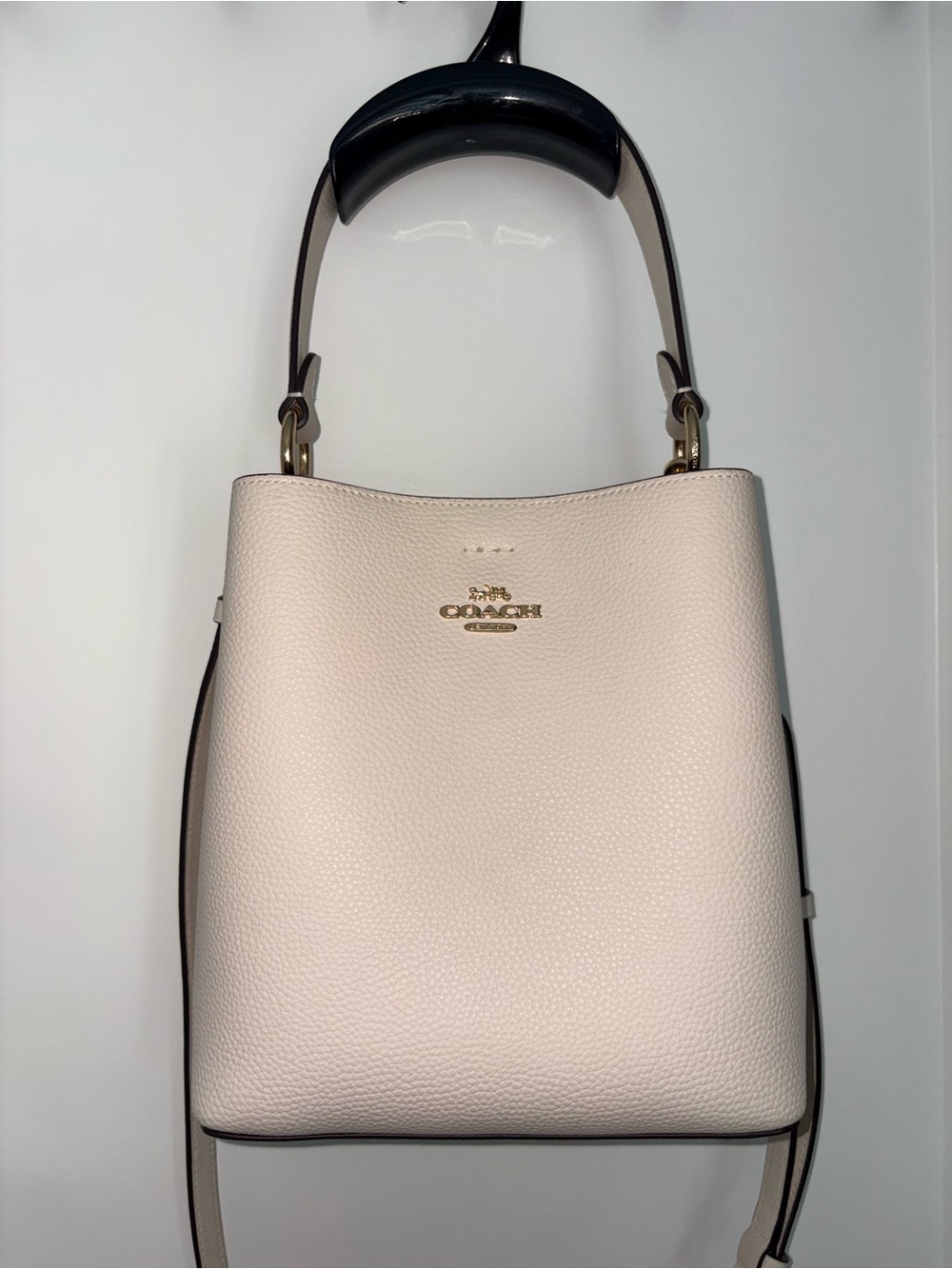 Coach Bucket Bag with Wallet & Wristlet in Chalk - Picture 3 of 16